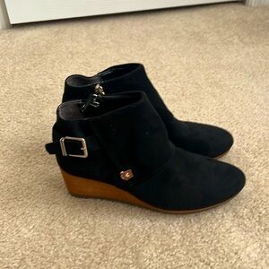 NWOT Dr. Scholl's Ankle Booties Wedge Heel Buckle Accent Black Shoes Size 8
